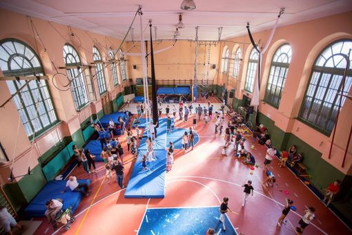 Alla Società Ginnastica di Torino e alla scuola Flic di circo &quot;porte aperte al divertimento&quot;