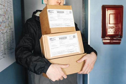 Spedire un Pacco: Guida Completa e Suggerimenti Utili Spedire un Pacco: Guida Completa e Suggerimenti Utili