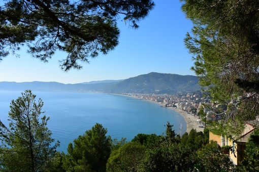 Alassio, la Città degli Innamorati, &quot;sboccia&quot; per San Valentino