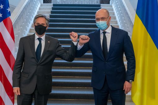 Il premier ucraino in America a chiedere gli aerei, ma Washington dice di no Il premier ucraino in America a chiedere gli aerei, ma Washington dice di no