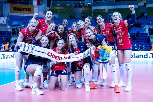 Chieri vince in Polonia e si qualifica ai quarti della Coppa CEV Chieri vince in Polonia e si qualifica ai quarti della Coppa CEV