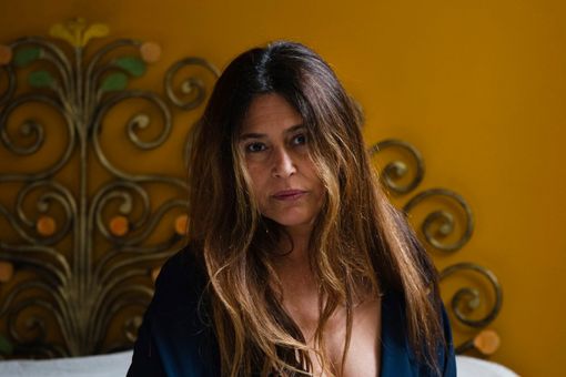 donna che sorride donna che sorride