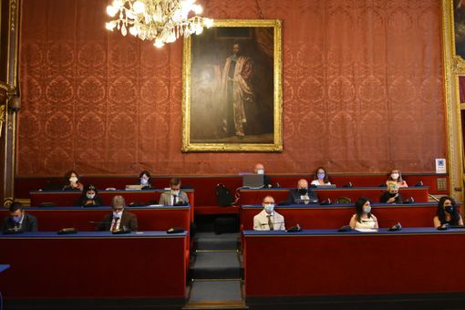 Si completa la riforma del decentramento: approvate le modifiche al regolamento