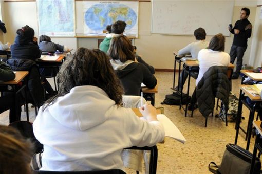Bando edilizia scolastica: possono partecipare i Comuni con anagrafe aggiornata entro il 30 settembre 2018 Bando edilizia scolastica: possono partecipare i Comuni con anagrafe aggiornata entro il 30 settembre 2018