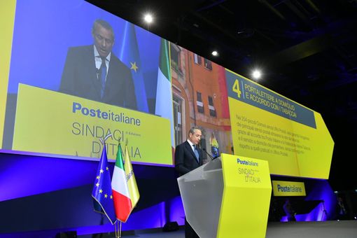 Poste Italiane investe sui piccoli Comuni torinesi: tutti gli interventi eseguiti e gli impegni presi
