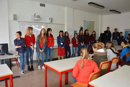 studenti Majorana di Moncalieri - foto di archivio studenti Majorana di Moncalieri - foto di archivio