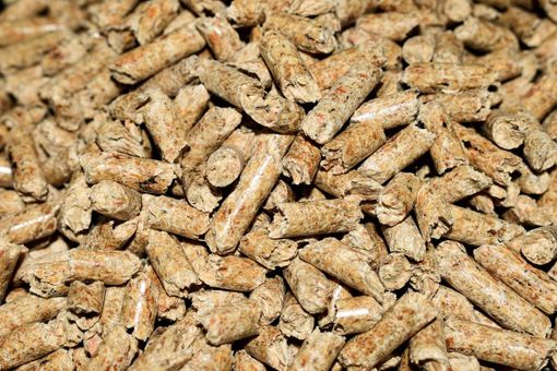 Risparmia sulle spese di riscaldamento con la stufa a pellet