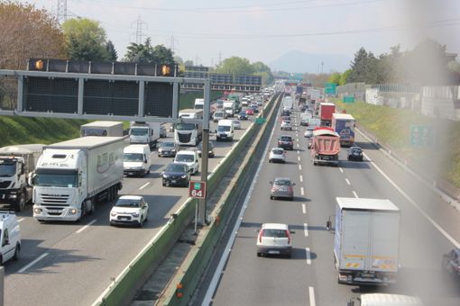 Traffico in tilt in tangenziale