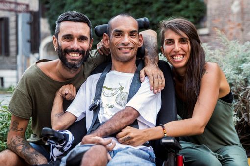 Il sogno di Sami: un viaggio on the road per assistere all'inaugurazione delle Paralimpiadi di Tokyo 2020