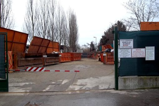 L'ecocentro comunale di Brandizzo L'ecocentro comunale di Brandizzo