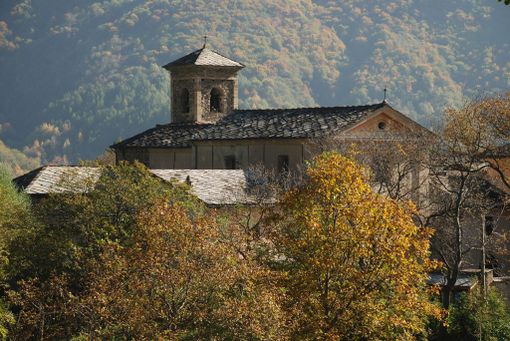 Novalesa comune d'Europa nel cammino di Santiago Novalesa comune d'Europa nel cammino di Santiago