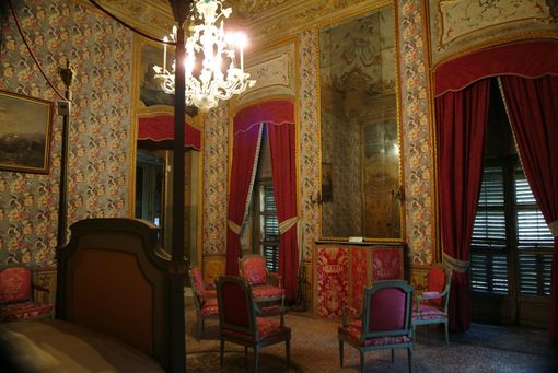 appartamento carlo felice