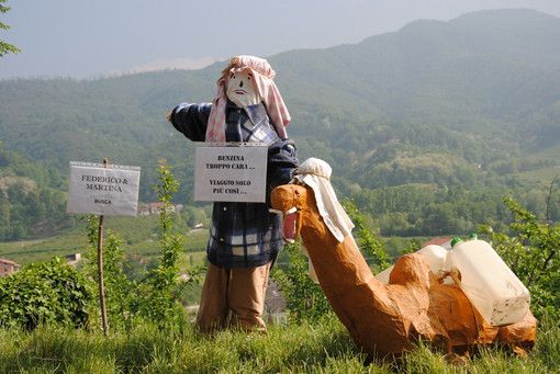 Al via domenica 1 la “Festa degli spaventapasseri di Castellar di Saluzzo Al via domenica 1 la “Festa degli spaventapasseri di Castellar di Saluzzo