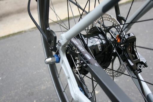 Torino, presi i ladri “sfortunati”: avevano rubato una bicicletta proprio davanti alla moglie del proprietario Torino, presi i ladri “sfortunati”: avevano rubato una bicicletta proprio davanti alla moglie del proprietario