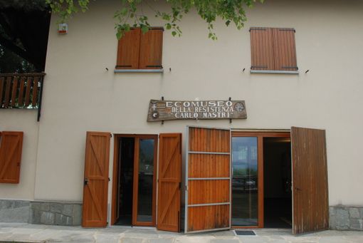 Prolungare il comodato d'uso dell'ex casa cantoniera al Col del Lys: Città Metropolitana al lavoro Prolungare il comodato d'uso dell'ex casa cantoniera al Col del Lys: Città Metropolitana al lavoro