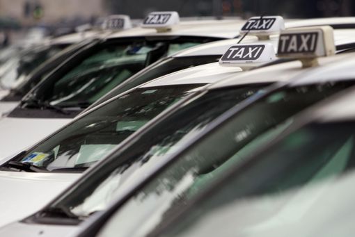 I taxisti di Torino chiedono al Comune incentivi e una campagna a favore dell’elettrico