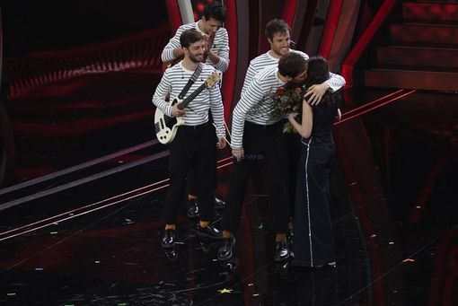 I torinesi Eugenio in Via Di Gioia aprono Sanremo tra le Nuove Proposte, ma vengono eliminati