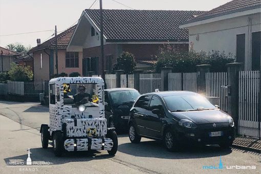Mole Urbana, il prototipo di urban car si aggira per le vie di Torino per le prove su strada