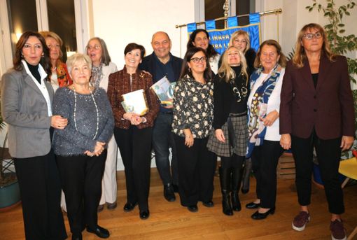 Erba (CO): l’eleganza e la tradizione nel fascino del Natale con la torinese Barbara Ronchi della Rocca