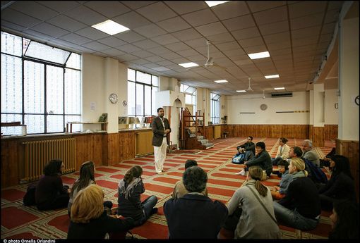 Sabato 5 marzo lezione di Costituzione italiana nella moschea di via Saluzzo