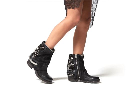 Come creare un look casual chic in poche mosse Come creare un look casual chic in poche mosse