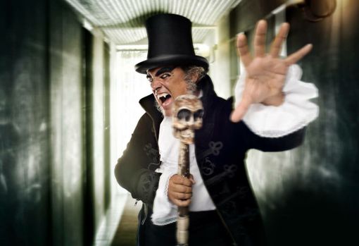 Il Freak Show del Mago Jabba promette emozioni forti al Circolo Amici della Magia per Halloween