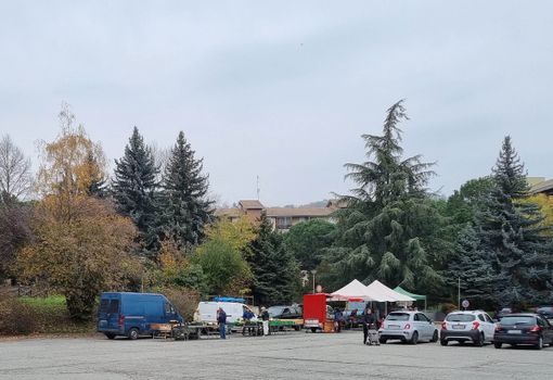 Il mercato di piazza Avis