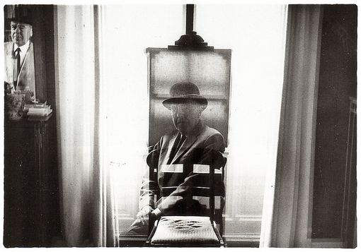 Al Museo Ettore Fico, l’arte in bilico tra la fotografia e la poesia di Duane Michals Al Museo Ettore Fico, l’arte in bilico tra la fotografia e la poesia di Duane Michals