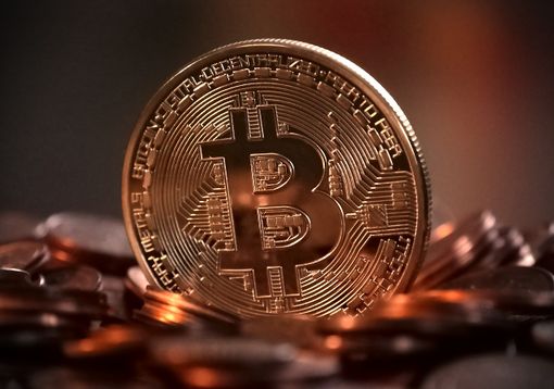 Altcoin VS Stablecoin: cosa sono Altcoin VS Stablecoin: cosa sono