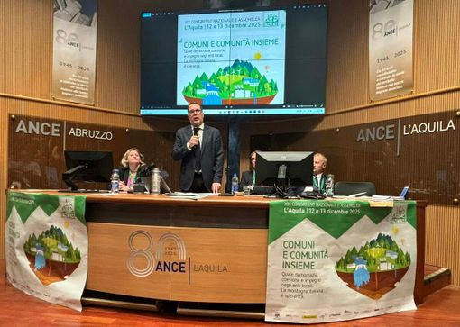 Marco Bussone confermato presidente nazionale di Uncem Marco Bussone confermato presidente nazionale di Uncem