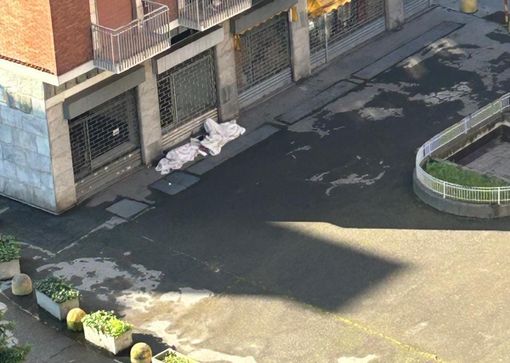 Corso Taranto invaso dal degrado, la città risponde ai residenti