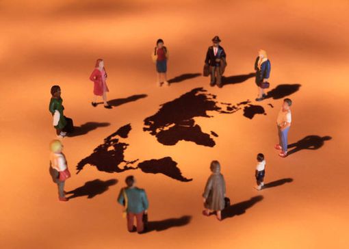 Quasi 4 i miliardi che gli stranieri immigrati hanno mandato ai loro Paesi d'origine in 20 anni