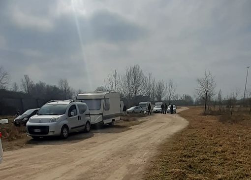 camper - foto d'archivio camper - foto d'archivio