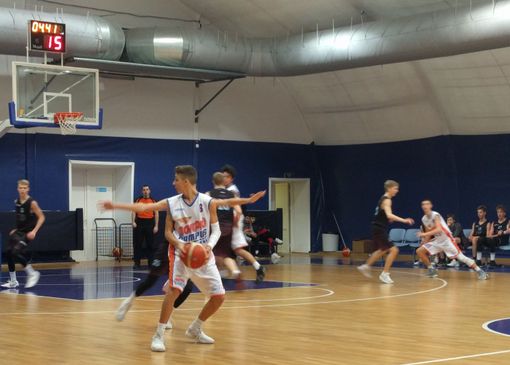 Terra russa amara con la selezione piemontese della Novipiù Campus Terra russa amara con la selezione piemontese della Novipiù Campus