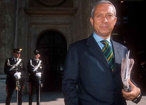 "Con i primi due appalti sul versante italiano vince il principio di realtà" "Con i primi due appalti sul versante italiano vince il principio di realtà"