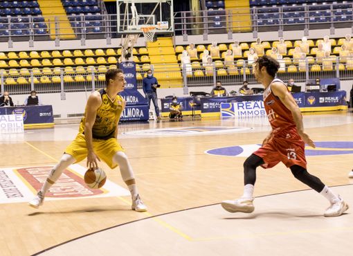 La Reale Mutua Basket Torino non si ferma più: superata anche Udine La Reale Mutua Basket Torino non si ferma più: superata anche Udine