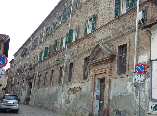 Il caseggiato di via Luciano, interessato dalla riqualificazione