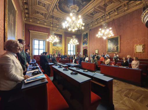 La Sala Rossa rende omaggio a Vattimo e Napolitano La Sala Rossa rende omaggio a Vattimo e Napolitano