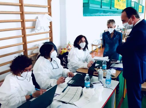 Alberto Cirio e hub vaccinale Alberto Cirio e hub vaccinale