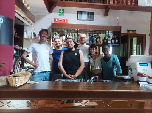 Da sinistra Lorenzo Boulard, Gianluca Carone, Nicholas Trucco, Gioele Bricco, Justine Racca e Dhoa Sappé