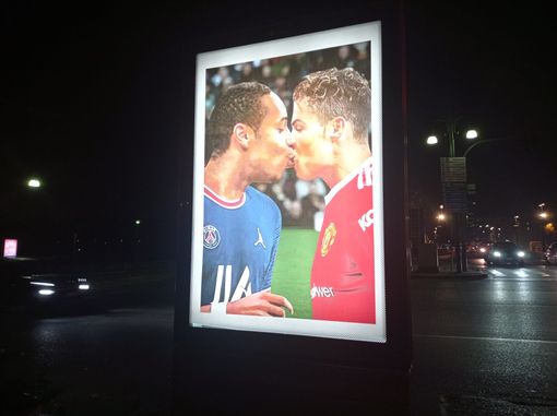 La nuova opera con Ronaldo e Henry