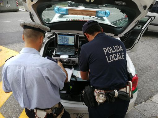 Pioggia di multe sui torinesi: al volante siamo molto indisciplinati