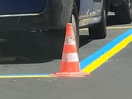 strisce gialle-blu strisce gialle-blu