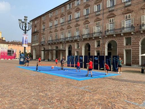 tennis in piazza a torino