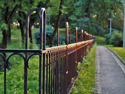Giardino: come recintarlo e renderlo più sicuro