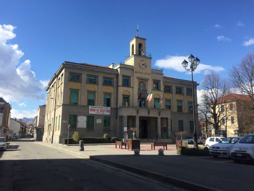 Olimpiadi bis a Torino, il sindaco di Venaria appoggia Appendino: "Sì a modello M5S" Olimpiadi bis a Torino, il sindaco di Venaria appoggia Appendino: "Sì a modello M5S"