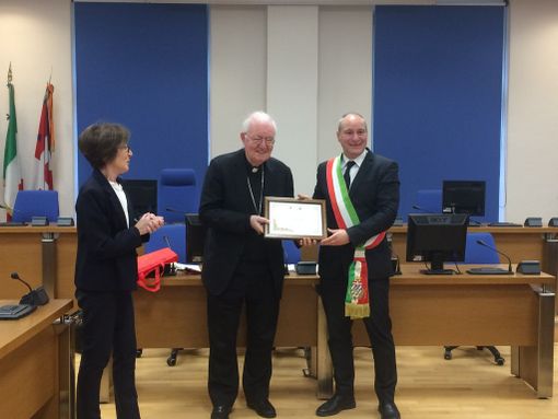 Nosiglia a Collegno per parlare di temi sociali: &quot;Costruire ponti, non muri&quot;