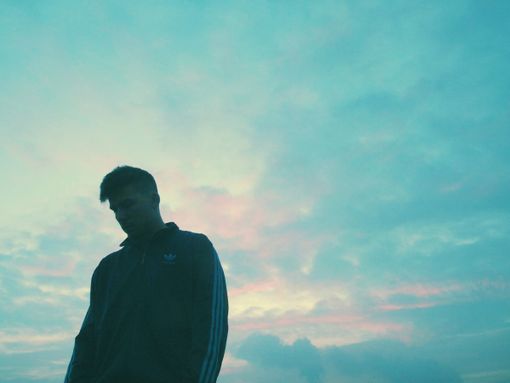 Kawari, un sound elettronico sacrale e riflessivo. "Il lockdown? Abbiamo più tempo per ascoltare, sfruttiamolo"