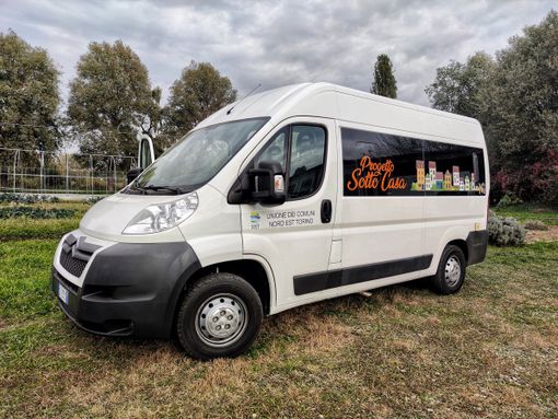 Il furgone del Progetto Sotto Casa