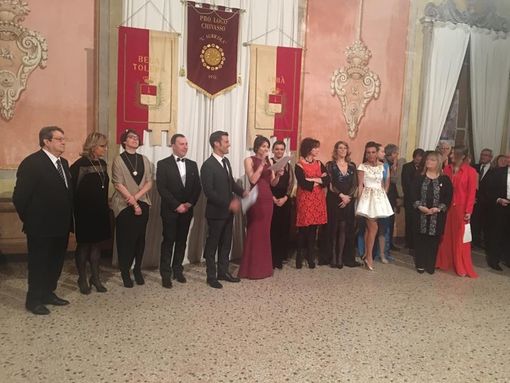 Veglione del Carnevale di Chivasso, Chivasso Oggi premia l'eleganza Veglione del Carnevale di Chivasso, Chivasso Oggi premia l'eleganza